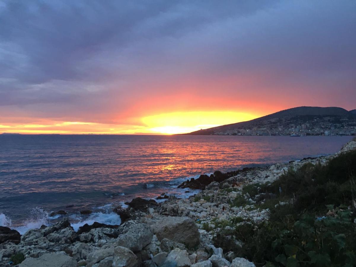 Loli Apartment Luxury White Residence Sarandë Exteriör bild