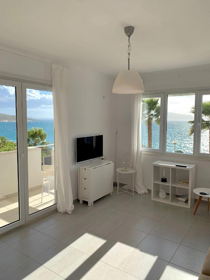 Loli Apartment Luxury White Residence Sarandë Exteriör bild