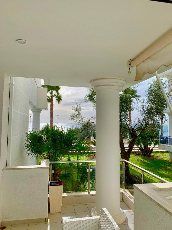 Loli Apartment Luxury White Residence Sarandë Exteriör bild