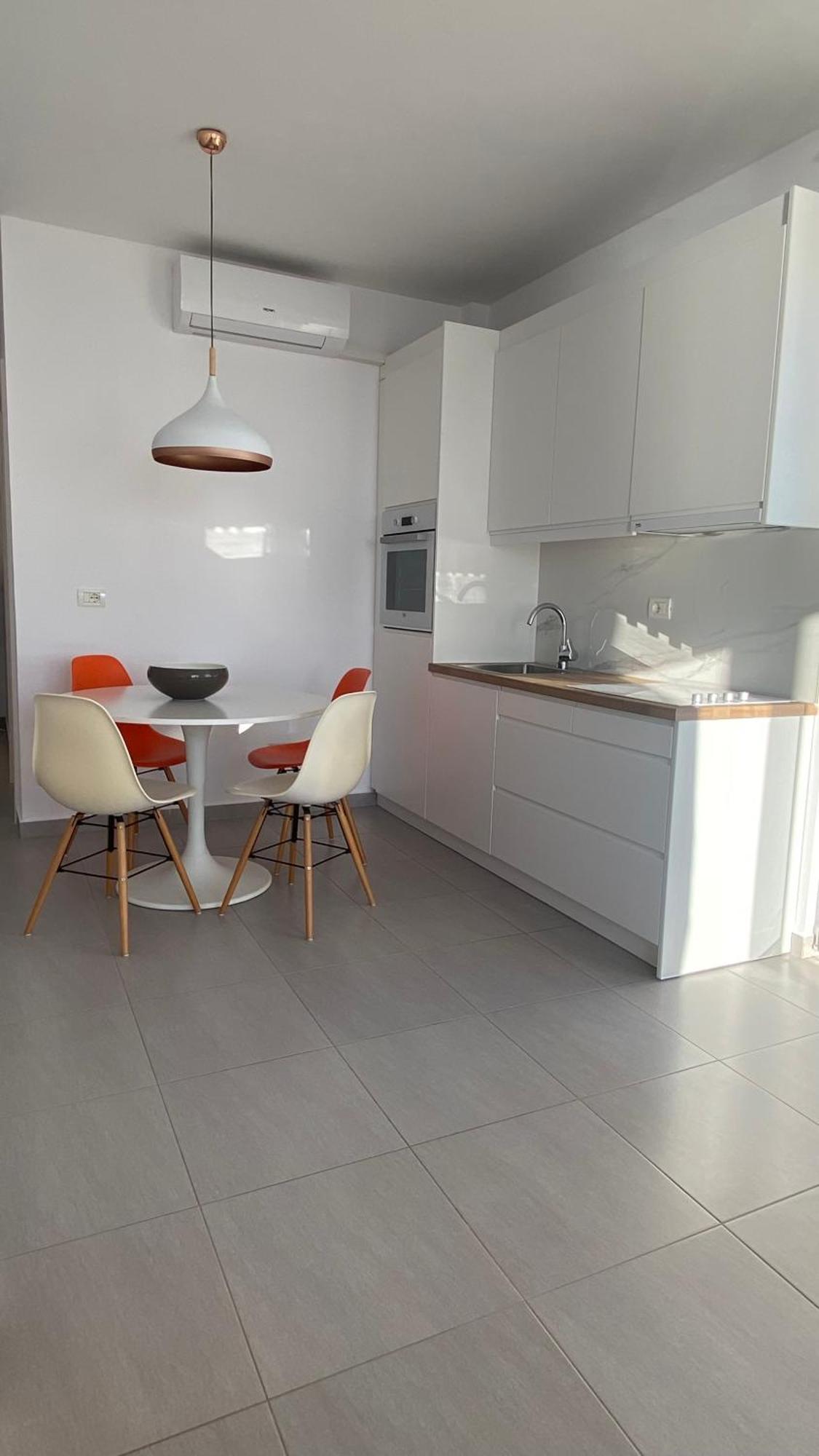 Loli Apartment Luxury White Residence Sarandë Exteriör bild